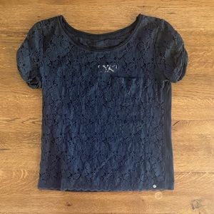 Abercrombie and Fitch navy blue lace flower overlay t-shirt size small